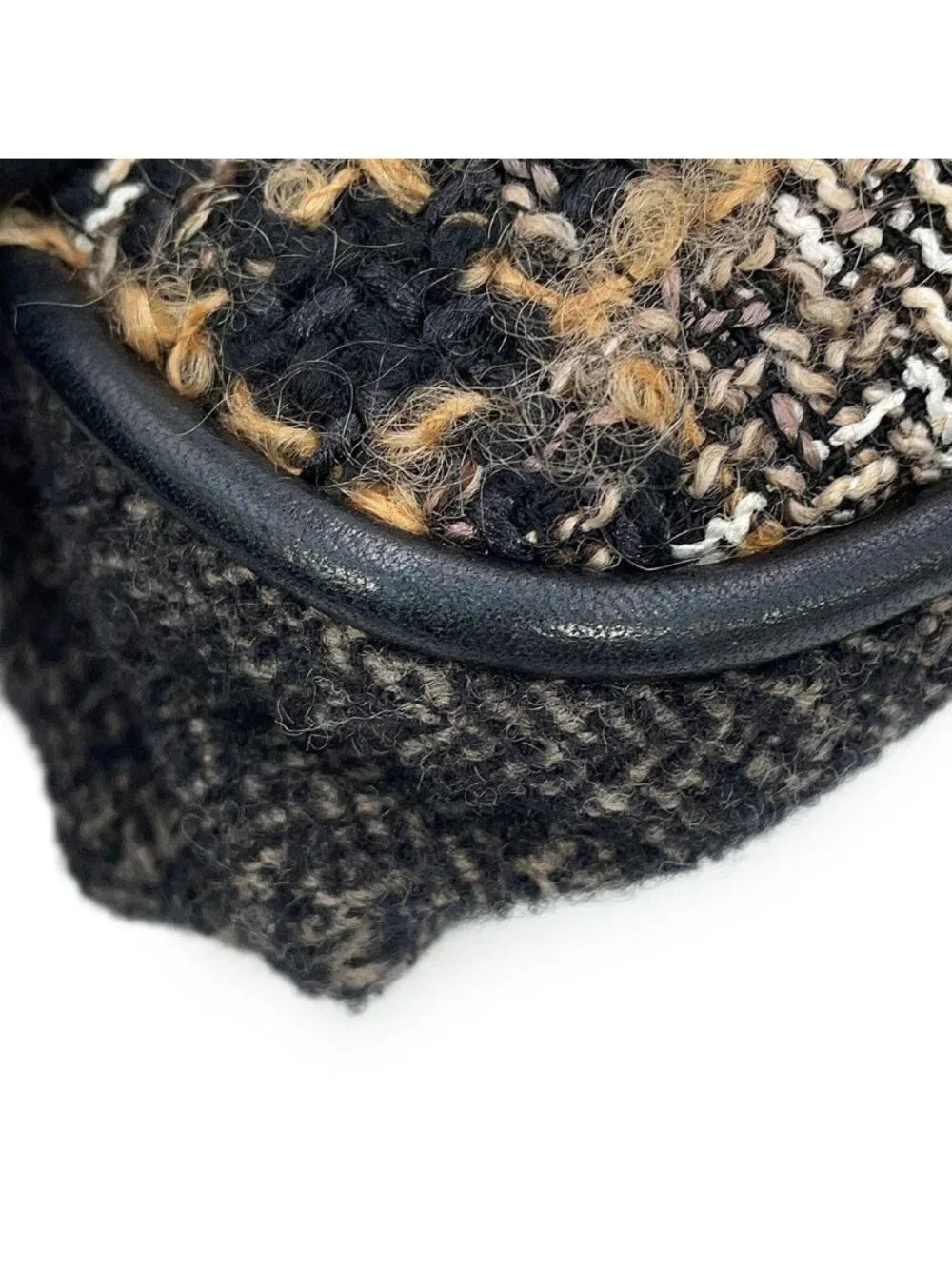 Chanel Shoulder Bag CC Logo Quilted Tweed Black